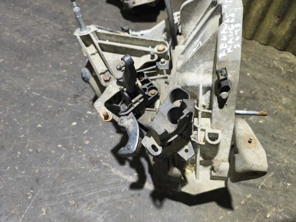 BOITE DE VITESSE MANUEL RENAULT/DACIA 1.5DCI CODE: JR5301 - Vue 3